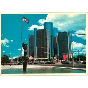 Vintage Postcard Of Renaissance Center Detroit Michigan American Flag Statue